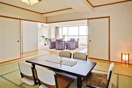 Maholova Minds Miura Hotel