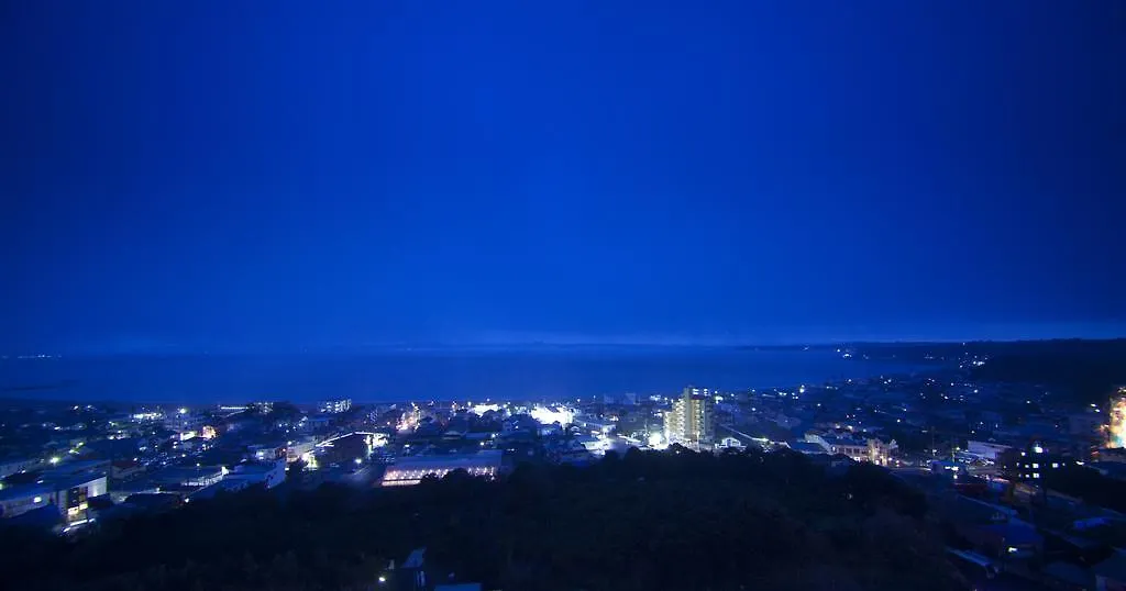 Hotel Maholova Minds Miura