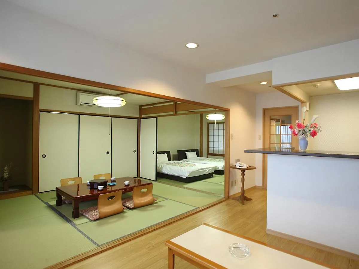 Hotel Maholova Minds Miura Giappone